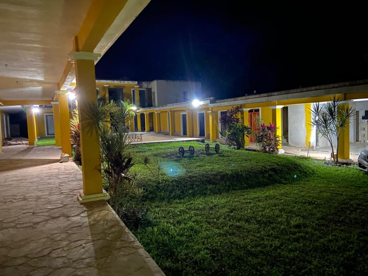 Casa Coronado Izamal Exterior photo